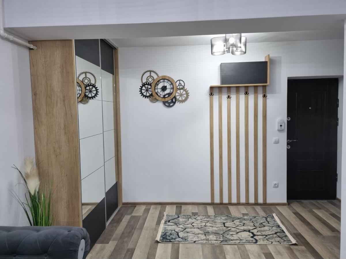 Luxury Apartments Bacău Exterior foto